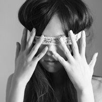 蒙眼头像白布2021女生清新好看的白布蒙眼女生头像图片