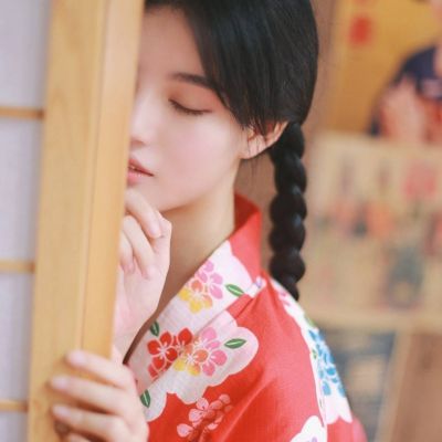 微信头像美女图片清新 高清无水印美女清新微信头像图片