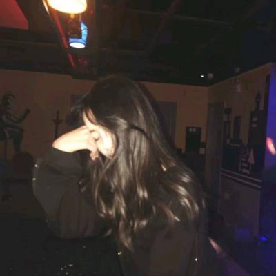 抖音背影女生头像图片 高清好看适合做女生抖音的头像