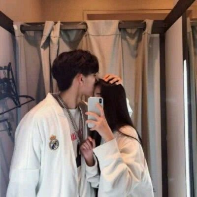 qq头像情侣唯美意境 原来你住在我心里