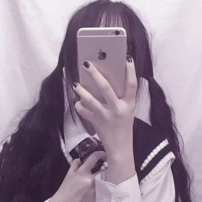 qq头像女生拿手机挡脸霸气高清霸气的qq头像女生手机控挡脸图片