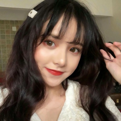2019流行闺蜜头像高清流行的2019年最潮最火女生头像图片