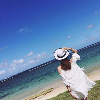 阳光女孩背影头像 高清漂亮的阳光唯美女生背影头像图片_女生头像_美