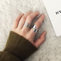 穿戒指的女生头像图片大全手控戒指控
