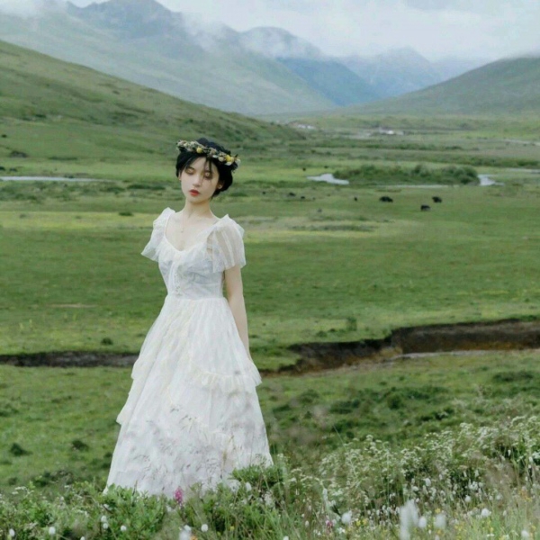 超仙穿裙子的女生头像超清清新穿裙子的女头图片