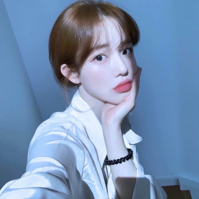 qq网红好看女生头像