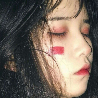真人伤感图片女生头像高清好看的伤感真人女生头像精选