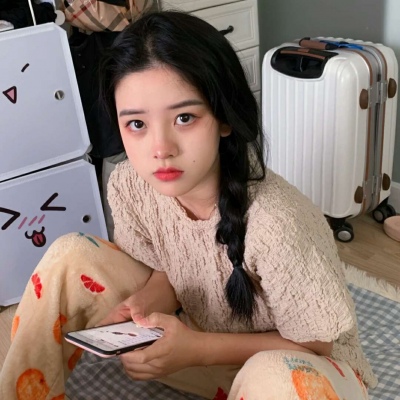 招桃花运的头像女,高清容易招桃花的女生头像真人图片