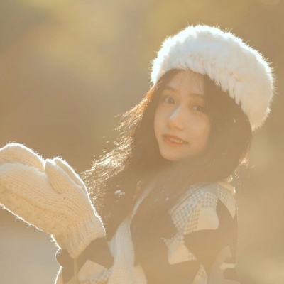 女生甜美头像小清新高清好看的甜美微笑清新女生头像图片