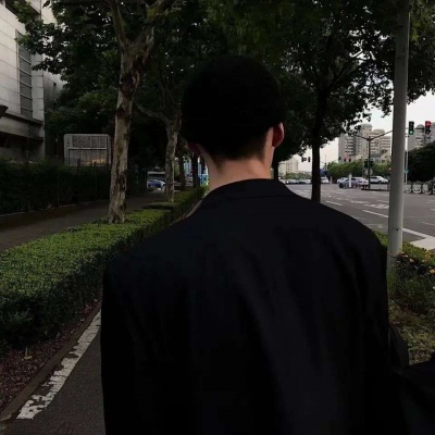 ins帅男生头像图片高清新潮的真人帅男生头像