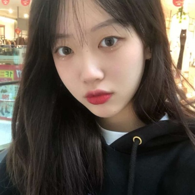 人脸头像女可爱高清近脸超级可爱女头图片