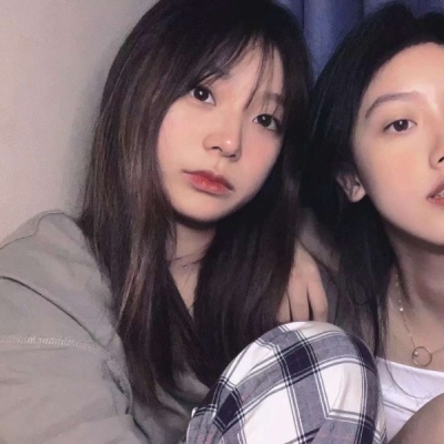 ins超火的闺蜜头像一对真人_闺蜜姐妹_美头网