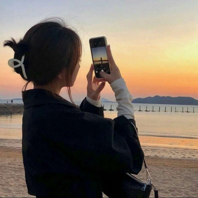 女生头像夕阳余晖高清好看的唯美夕阳头像女生图片