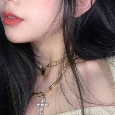 高清好看的超温柔干净治愈系女头图片_女生头像_美头网