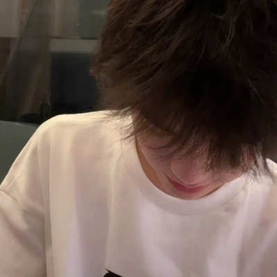 qq酷帅男头高清好看的个性气质酷帅男头图片