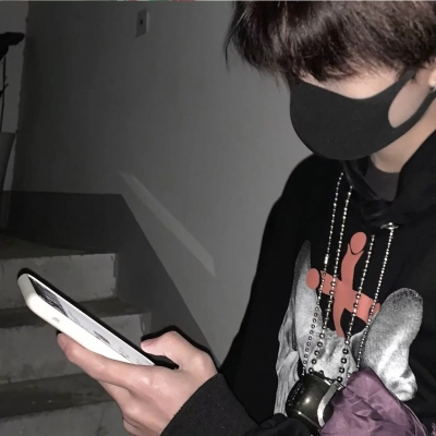 男头帅哥高清看着很拽的男头真人帅气图片