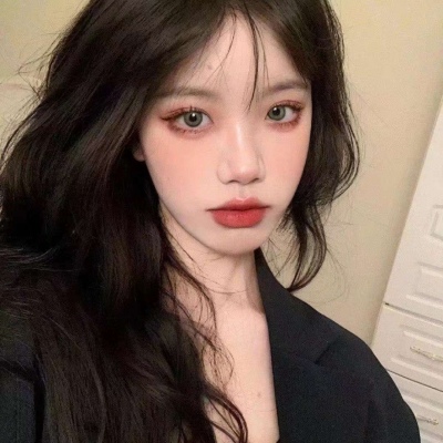 2022炫酷成熟女生真人头像