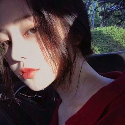 高清优雅的自然美女真实图片头像超好看女人美丽头像图片大全