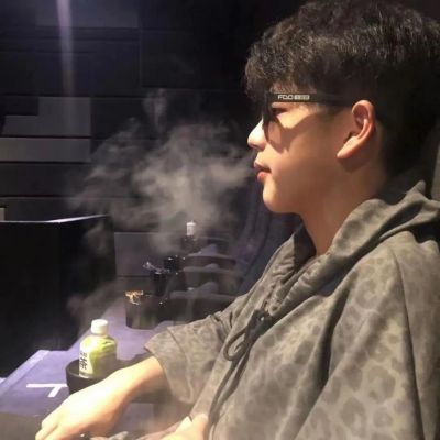 超清真人男头像网图时尚男生个性微信头像图片大全