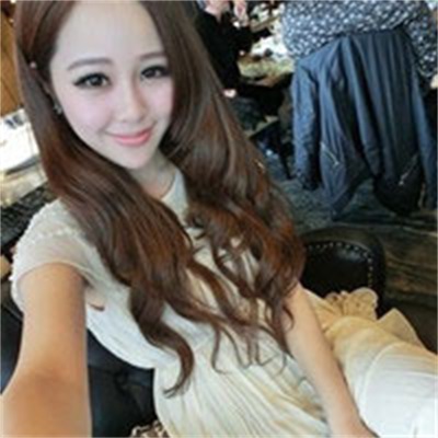 长发优雅美女图片清新头像美女高清真人微信头像图片大全