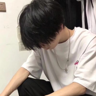 帅气男生头像冷酷真人高清特别耐看的男生气质头像图片大全