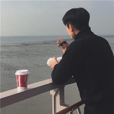 超酷的男生必备的优质伤感男头男生真人帅气热门的伤感头像